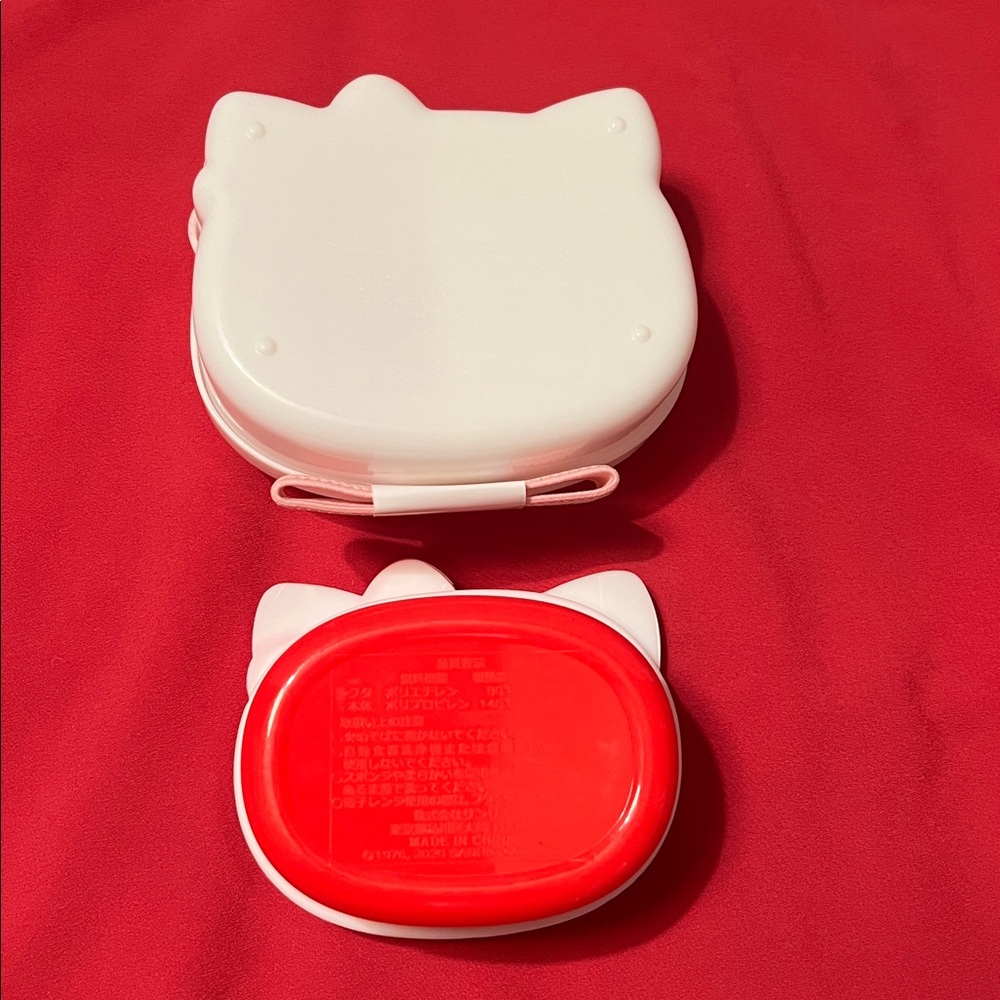 Hello kitty containers - Picture 2 of 3